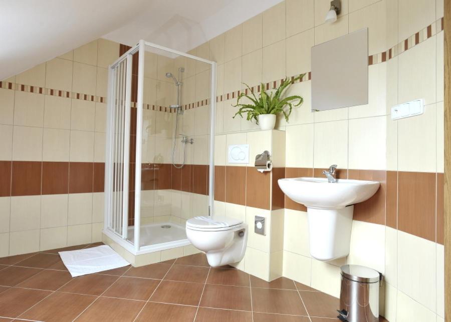 Pension U Vsech Certu Jičín 部屋 写真